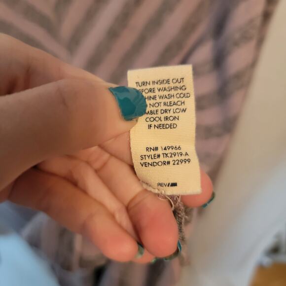 BKE Purple Grey Off The Shoulder Brushed Hacci Round Neck Womens Top Size Large - Picture 6 of 9